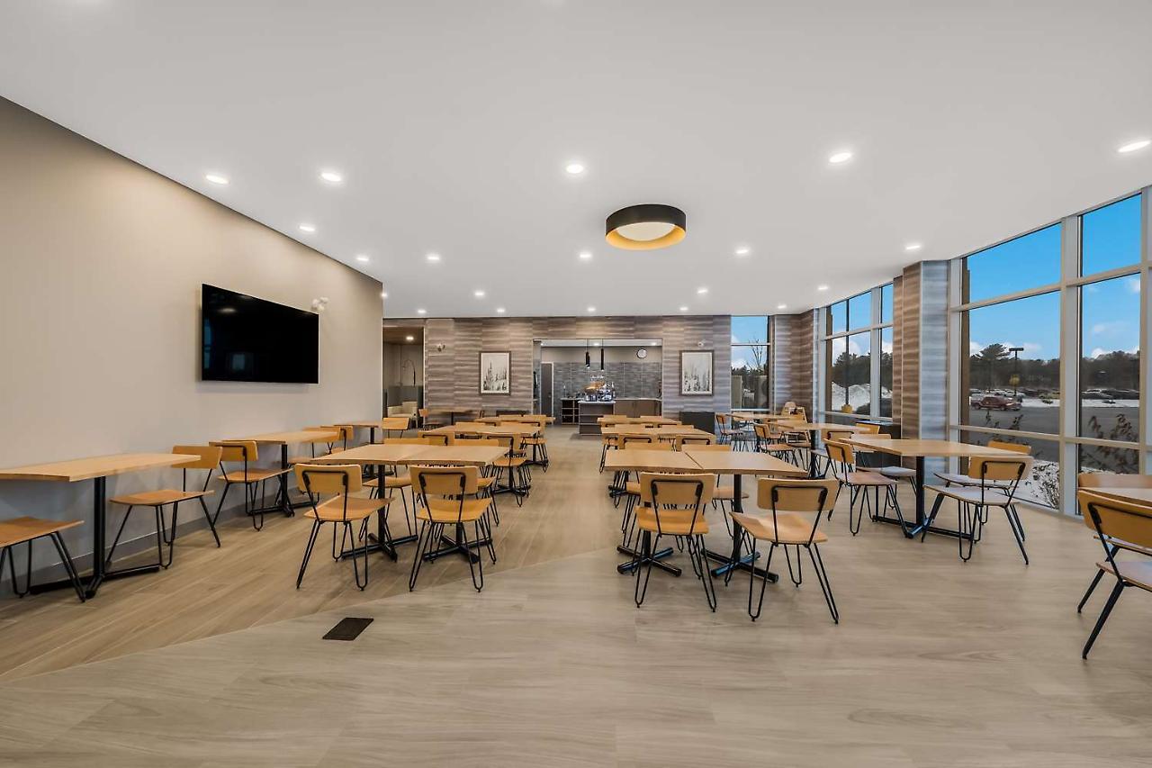 Best Western Plus Parry Sound Ngoại thất bức ảnh